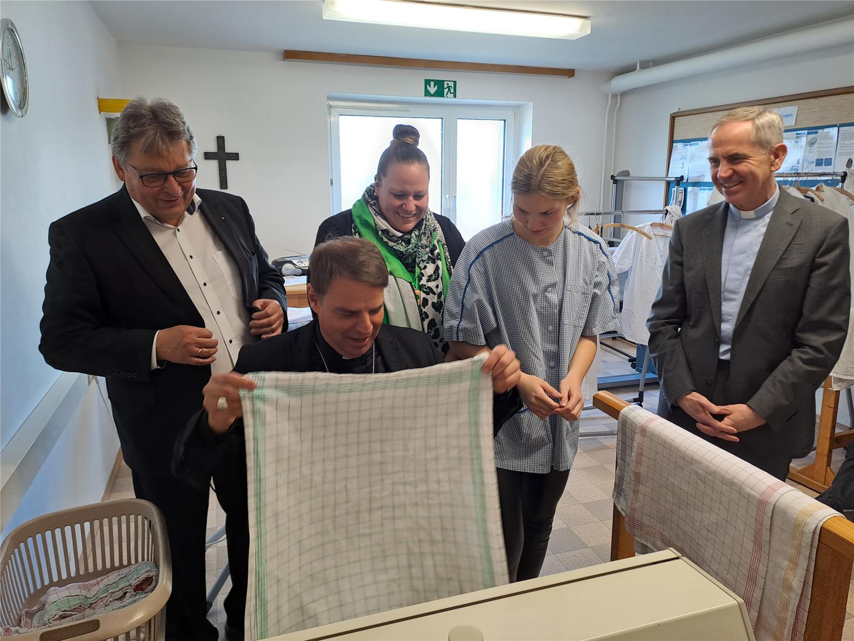 Bischof Oster Besuch BBZ Freyung