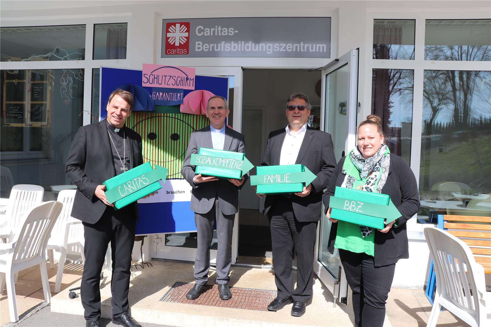 Bischof Oster Besuch BBZ Freyung