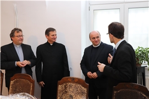 2017_Wunschzettelzone_SatuMare - 001 - IMG_0219 Beim Besuch in Satu Mare. Diakon Konrad Niederländer, Bischof Eugen Schönberger, Generalvikar Ferenc Hankovszky, und Caritasdirektor Michael Endres