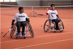 Sportrollstühle für Don Bosco-2 Mit den neuen Sportrollstühlen macht jedes Tennismatch Spaß!