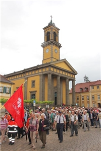 In der voll besetzten Ludwigskirche feierten alle Teilnehmer die heilige Messe. 