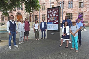 GWA Kampagne 2021_ Plakateinweihung Einweihung der Plakatkampagne vor dem Rathaus