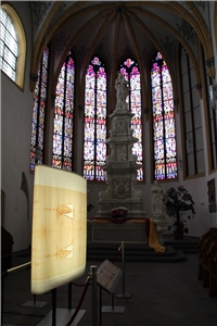 Jesuitenkirche_Turiner Grabtuch Jesuitenkirche_Turiner Grabtuch