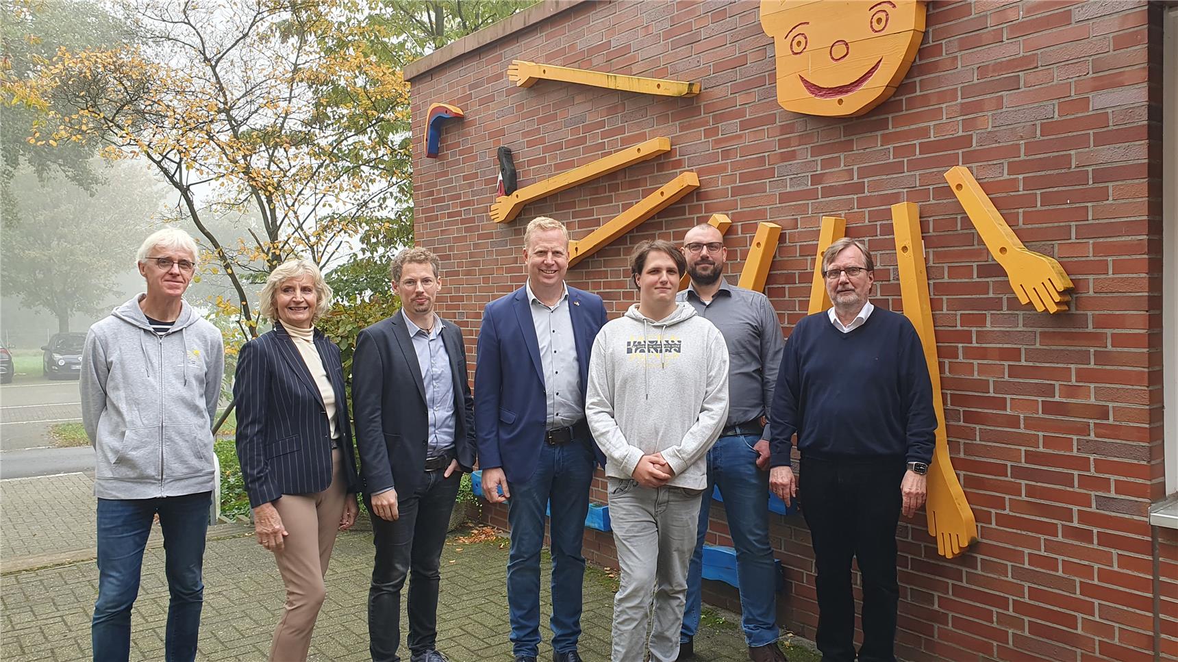 23 10 Besuch in der HTS_Sparpläne der Bundesregierung FSD