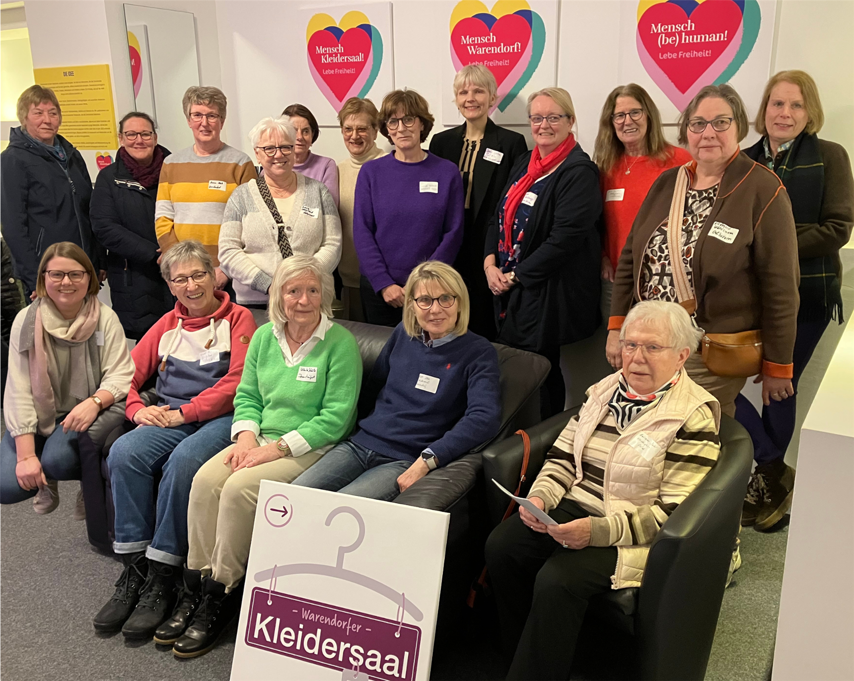 25 02 Bild Vernetzungstreffen Kleiderläden