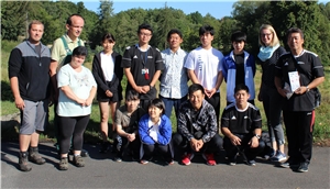 Gruppenfoto mit den Gästen aus Japan