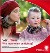 Die Testamentsbroschüre "VerErben - Wie mache ich es richtig" des Caritasverbandes für die Diözese Augsburg.