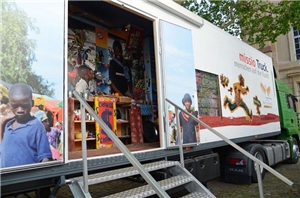 Missio Truck Missio Truck an zwölf Standorten in der Diözese Speyer