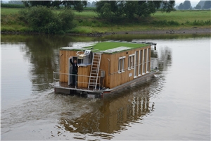 Nach über einem Jahr Bauzeit startete die „Lioba cara“ am 28. Juni 2017 ihre Jungfernfahrt. „Heimathafen“ des Bootes ist Rinteln an der Weser. 