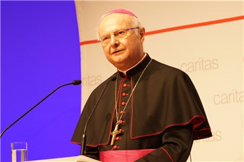 Erzbischof Robert Zollitsch beim Jahresempfang der Caritas