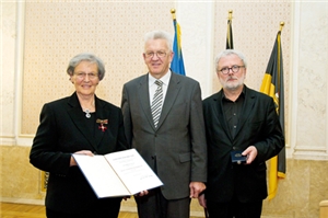 Brigitte Vögtle mit Winfried Kretschmann und Klaus-Peter Murawski