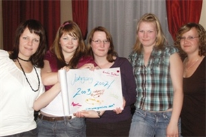 Schülerinnen des Jahrgangs 2002/2003 der Berufsfachschule