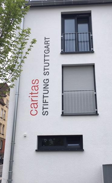 Haus mit Beschriftung