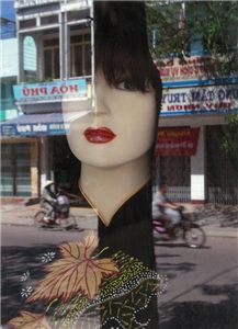 Fotografie eines Schaufensters in Vietnam von Carsten Meltendorf