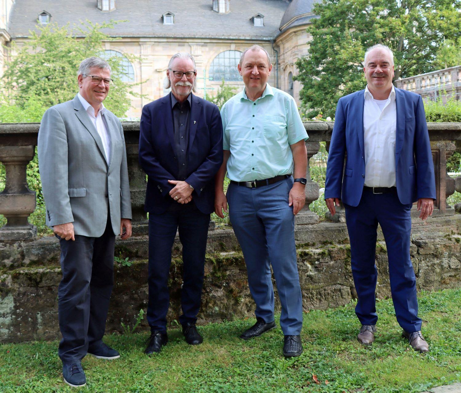 Christof Steinert, Franz Meyer, Ansgar Erb und Dr.Markus Juch stehen zusammen