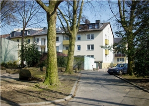 Wohnumfeld 2 Fußweg zum Kindergarten