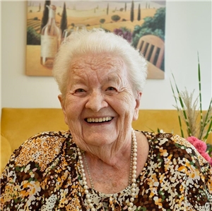 Seniorin aus dem Pflegeheim Santa Teresa