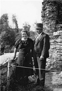 Eltern Rosa und Franz Maier