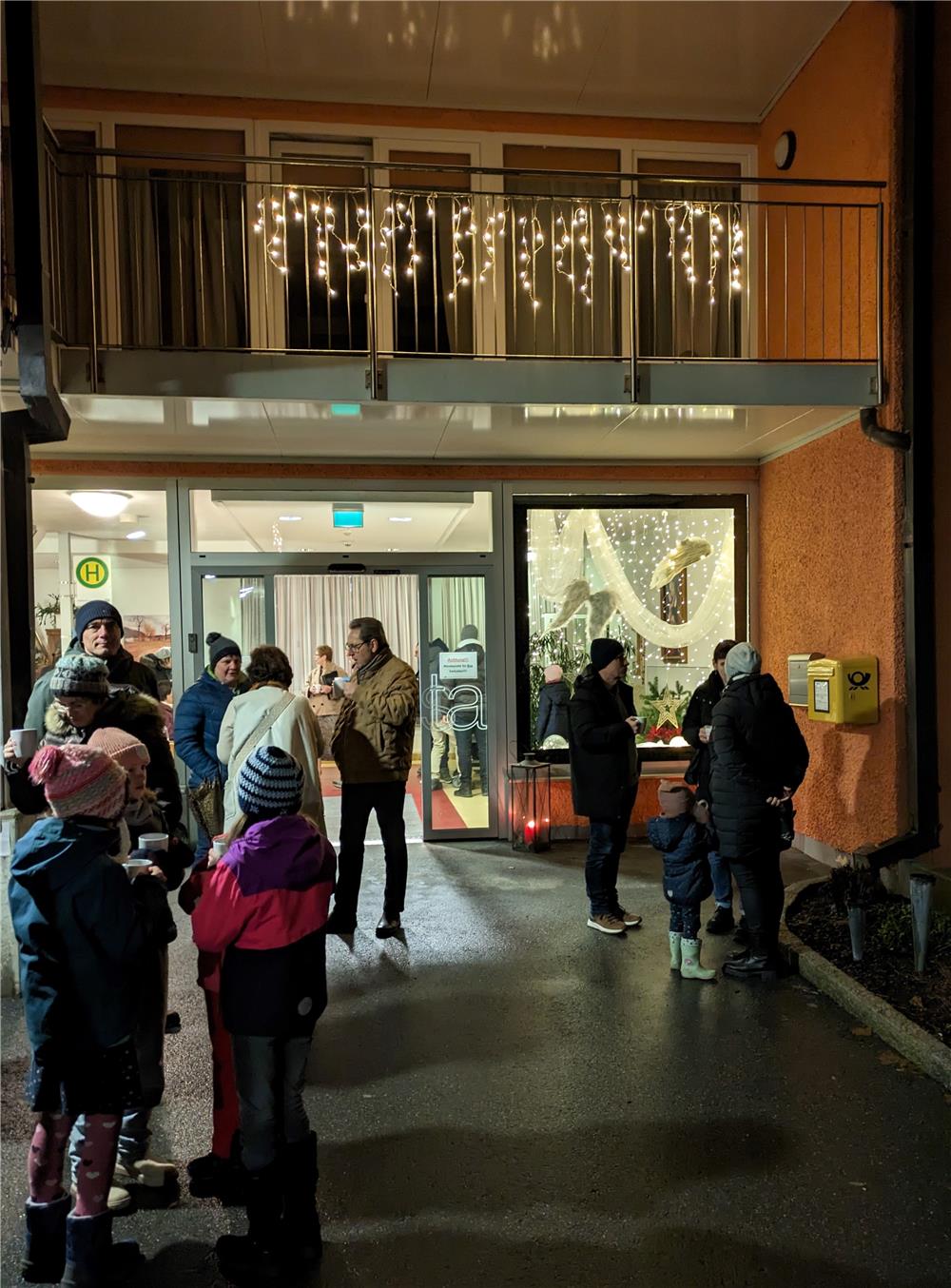 2024_12_08_Adventsfenster der Pfarrei Innstadt_Bild 2