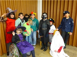 Verkleidete Kinder der T6 Verkleidete Kinder der T6