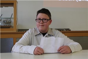 Andreas beim Lesewettbewerb Andreas beim Lesewettbewerb