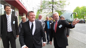 Bundesgesundheitsminister Gröhe besucht die Bundestagung 2015  des VKAD