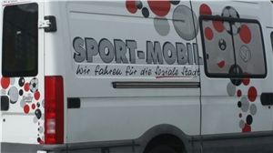 Das Sportmobil im Einsatz in der Notunterkunft für Flüchtlinge Sportmobil
