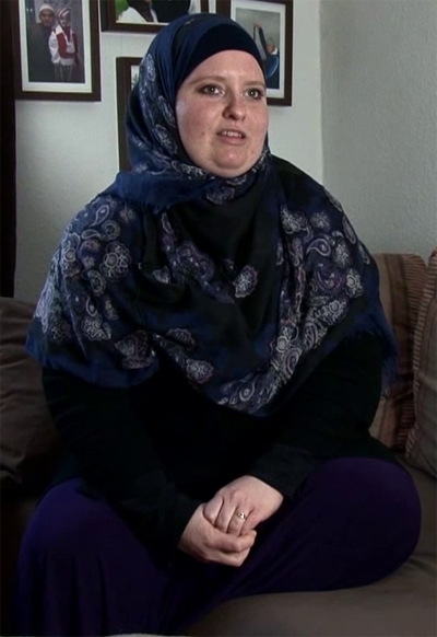 Porträt: Svenja Benrquia (Betroffene aus einem der Videos) 