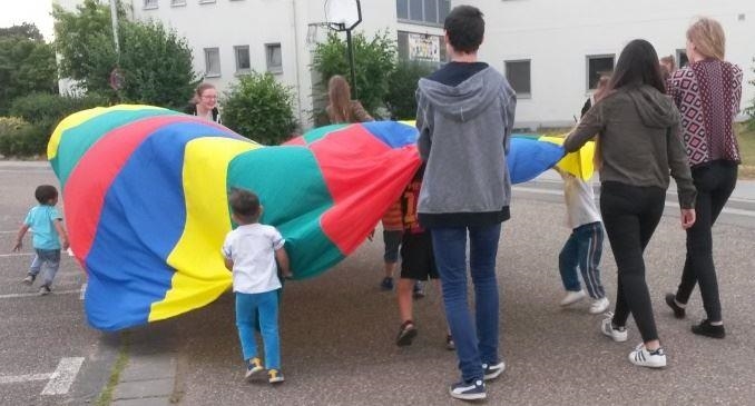 youngcaritas Speyer: Spiele mit Flüchtlingskindern (youngcaritas Speyer)