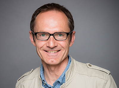 Porträt: Reinhold Gesing, Fachberater in der Abteilung 'Tageseinrichtungen für Kinder' beim Diözesan-Caritasverband für das Erzbistum Köln