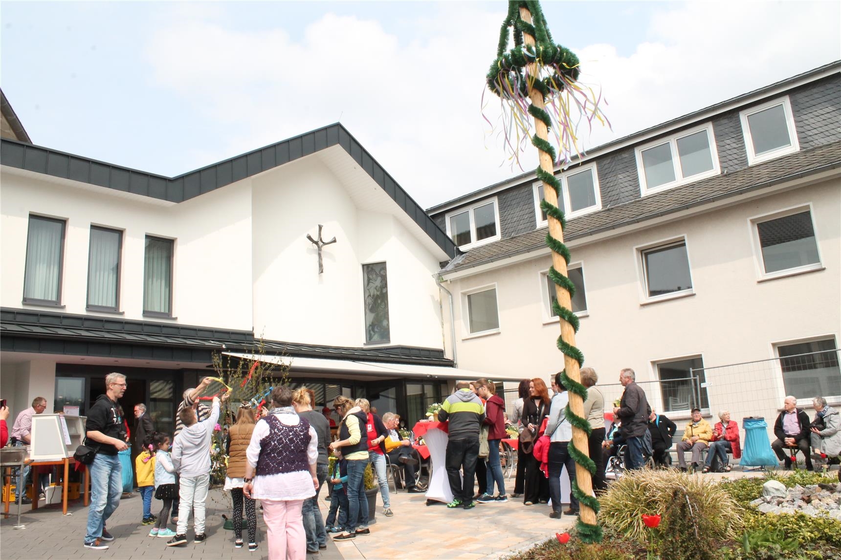 Quartiersfest:55 Jahre Seniorenzentrum St. Engelbert - 005 - IMG_4451 (Foto: Caritas Brilon / Wamers)