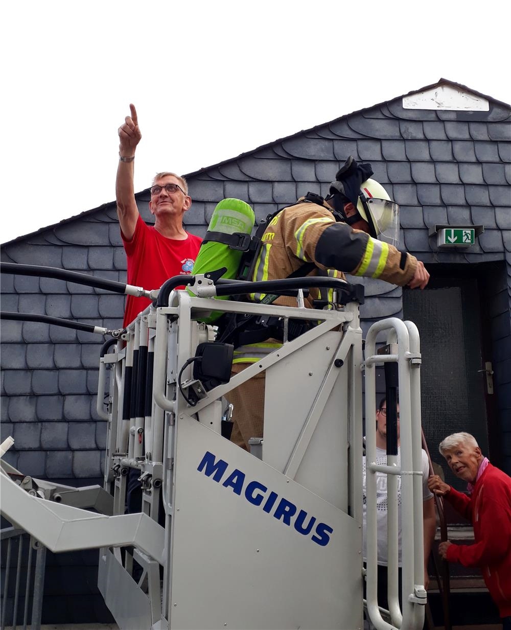 Feuerwehrübung mit der Drehleiter (Foto: Caritasverband Koblenz)