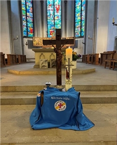 Freunde und Bekannte von Silvio M. gedenken seiner in Gottesdienst