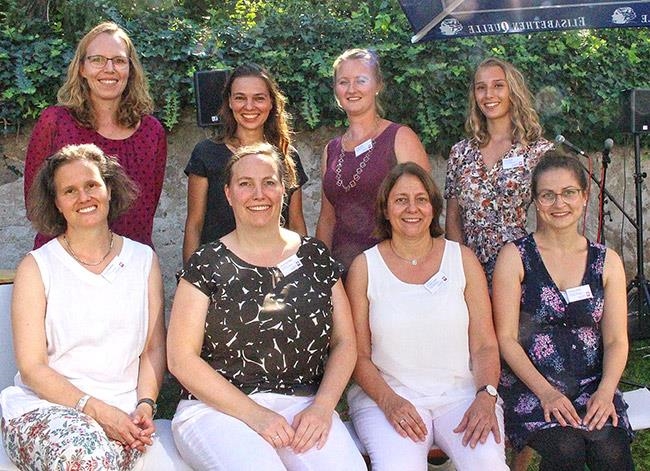 Gruppenfoto mit 8 Frauen (Caritasverband Darmstadt e. V.)