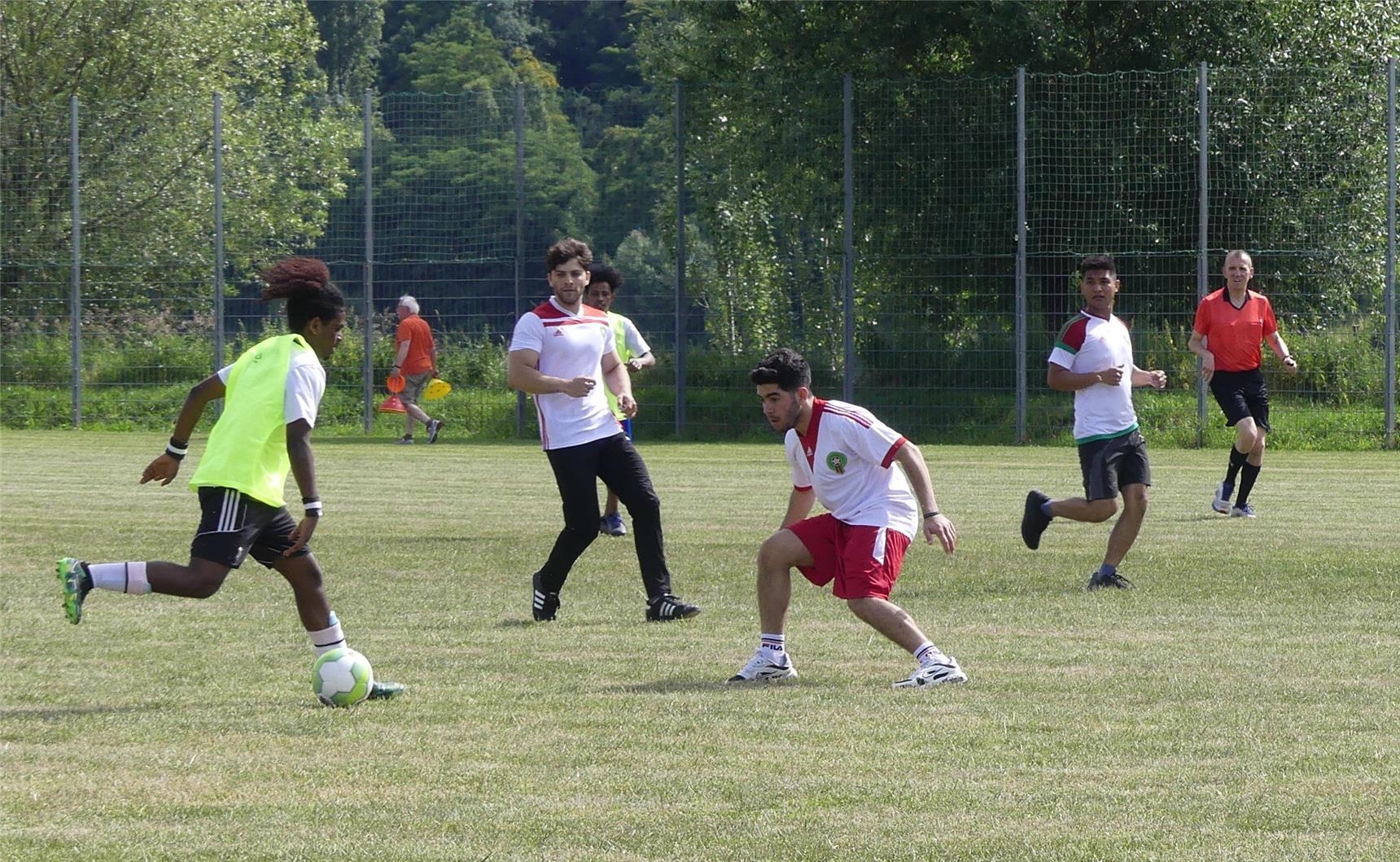 Int. Fußballturnier - Foto 2 (Foto: Caritasverband Koblenz)