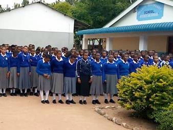 Schule (Tansania-Siuyu Schulprojekt der Pallottinerinnen)