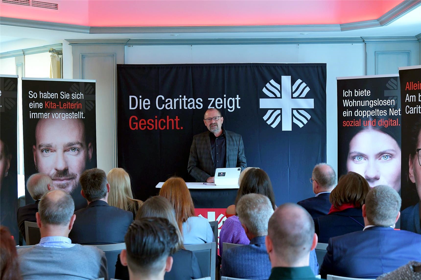 Rede Diözesancaritasdirektor Jörg Klärner zum Pressetermin der Kampagne (Reichwein)