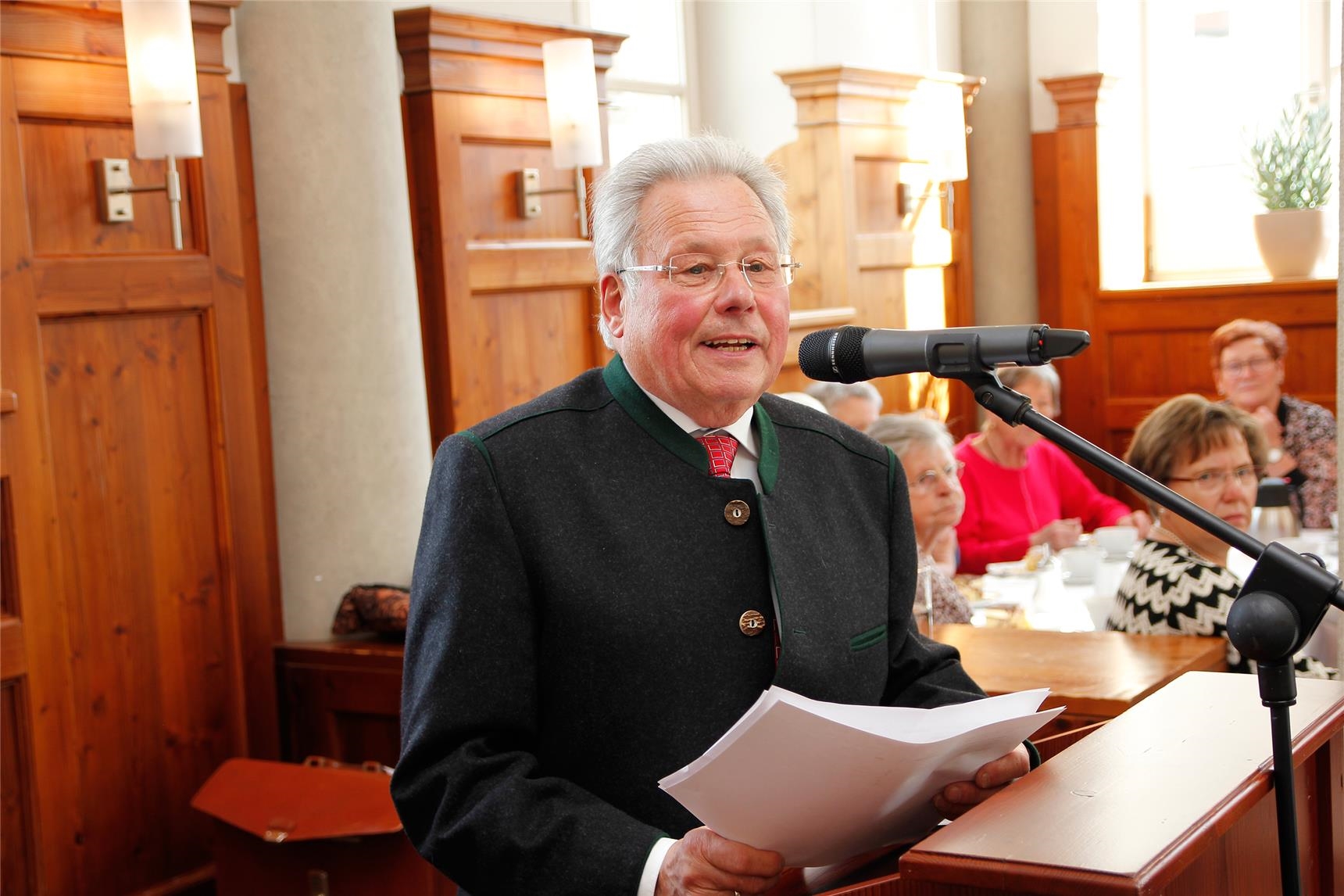 Helmut Wech, 1. Vorsitzender des Verein für ambulante Krankenpflege Holzen und Umgebung e. V. (Bernhard Gattner)