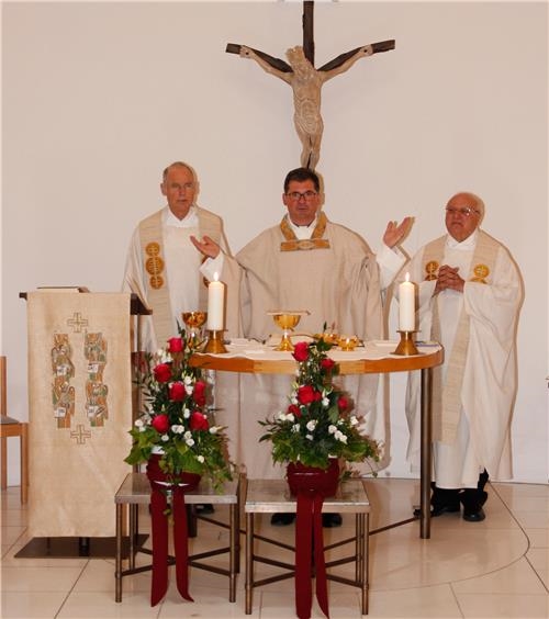 Festgottesdienst zum Patrozinium des Caritas-Seniorenzentrums Antoniushaus in Augsburg.  (Bernharrd Gattner)