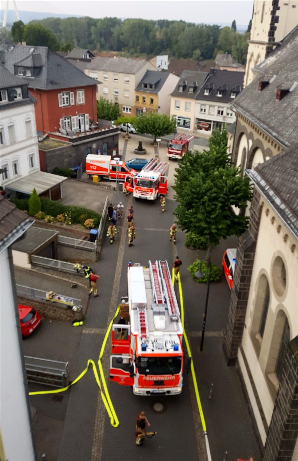 Feuerwehrautos vor dem Haus St. Franziskus in Weißenthurm (Foto: Caritasverband Koblenz)