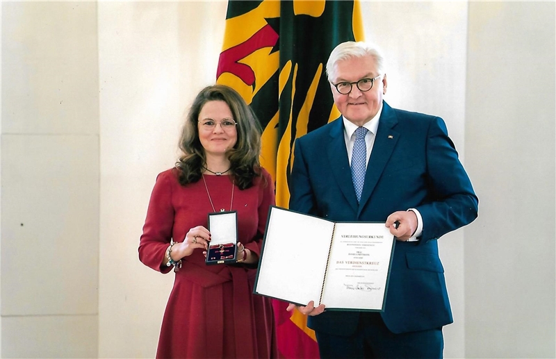 Daniela Mittmann wurde von Bundespräsident Frank-Walter Steinmeier mit dem Bundesverdienstkreuz ausgezeichnet.