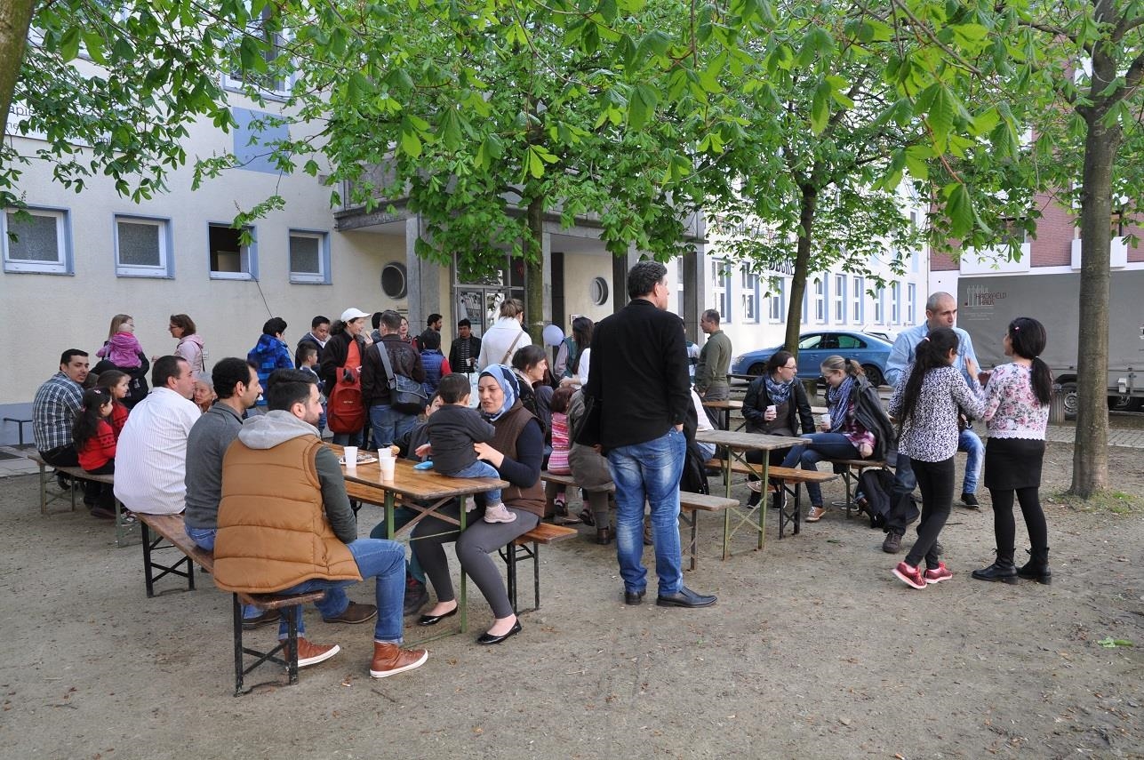 Kennenlernfest Flüchtlingsunterkunft in der Birkenstraße 