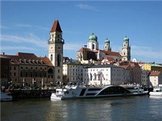 Rathaus_Passau / wikitravel.org (creative commons Lizenz)