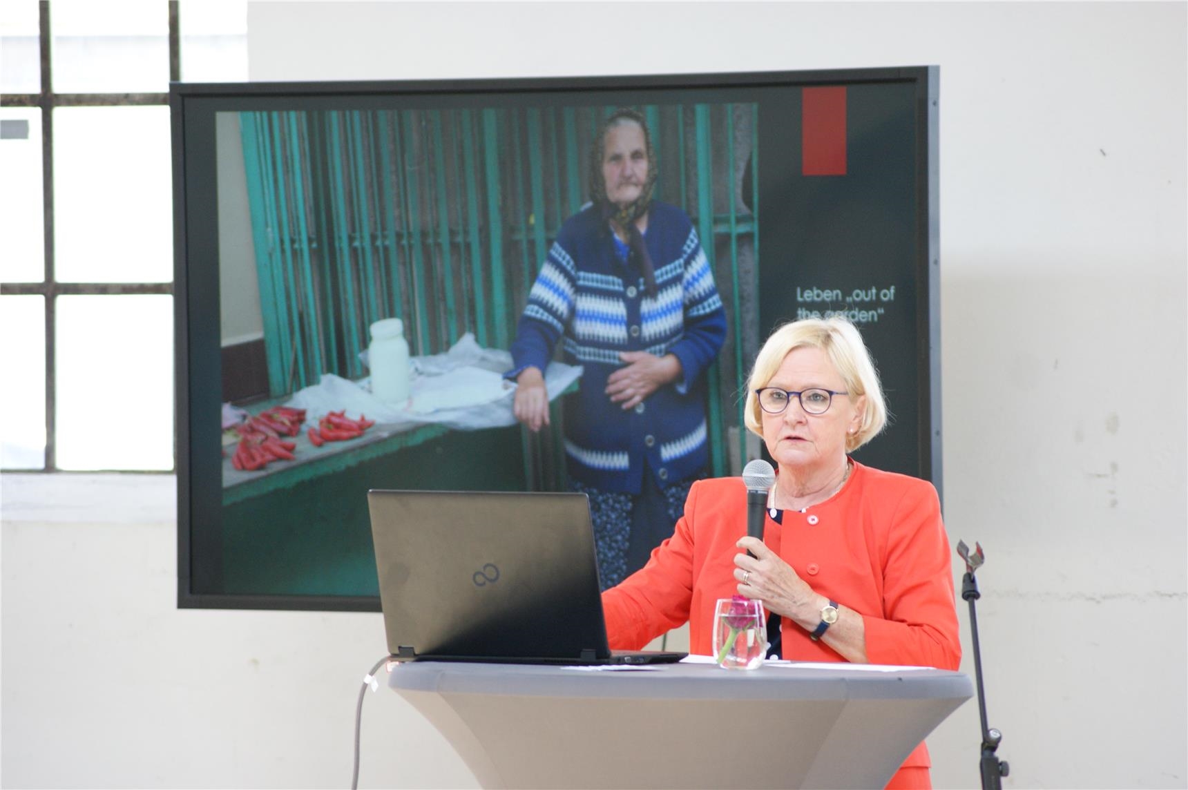 Dr. Stefanie Keilig gab im Rahmen des Empfangs einen Einblick in die Arbeit der Ukrainehilfe.  (Jutta Link)