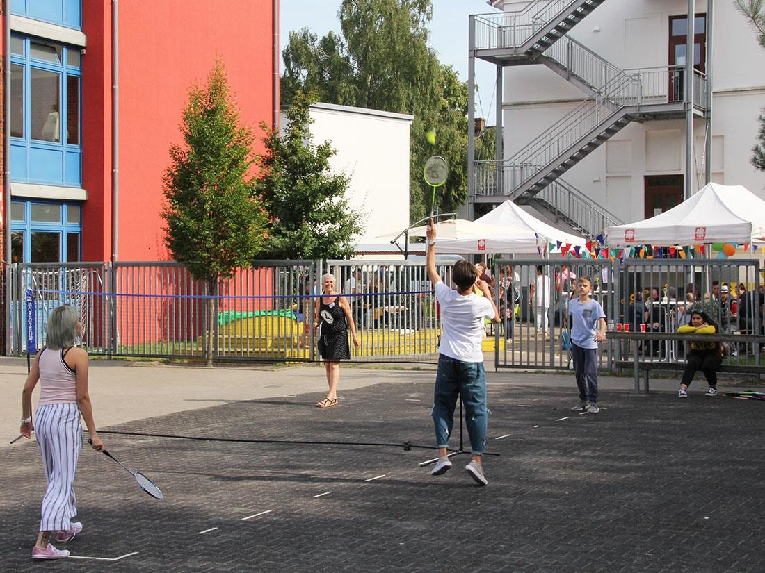 Kinder spielen Badminton (Foto: F. Mönter/M.Wulfestieg)