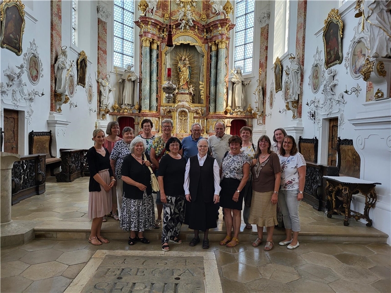 Ehrenamtliche des Nachbarschaftsdienstes "Zeit teilen" im Kloster Maria Medingen