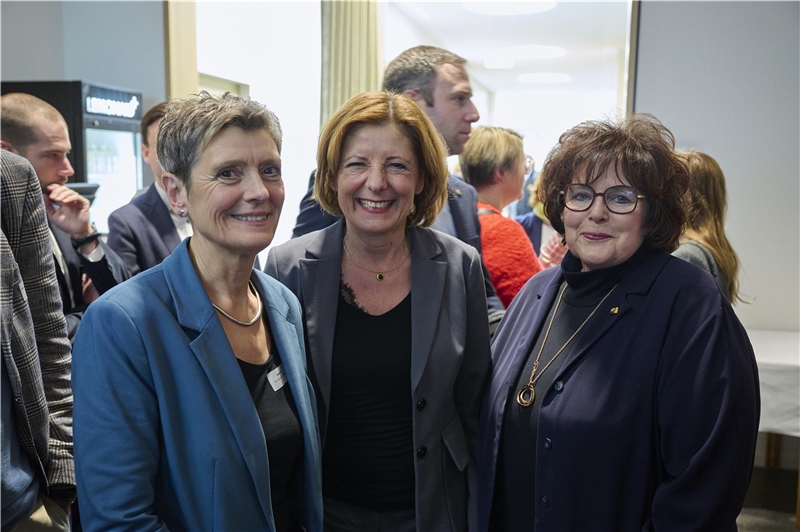 Ministerpräsidentin Malu Dreyer mit der ehemaligen und neuen LIGA Vorsitzenden