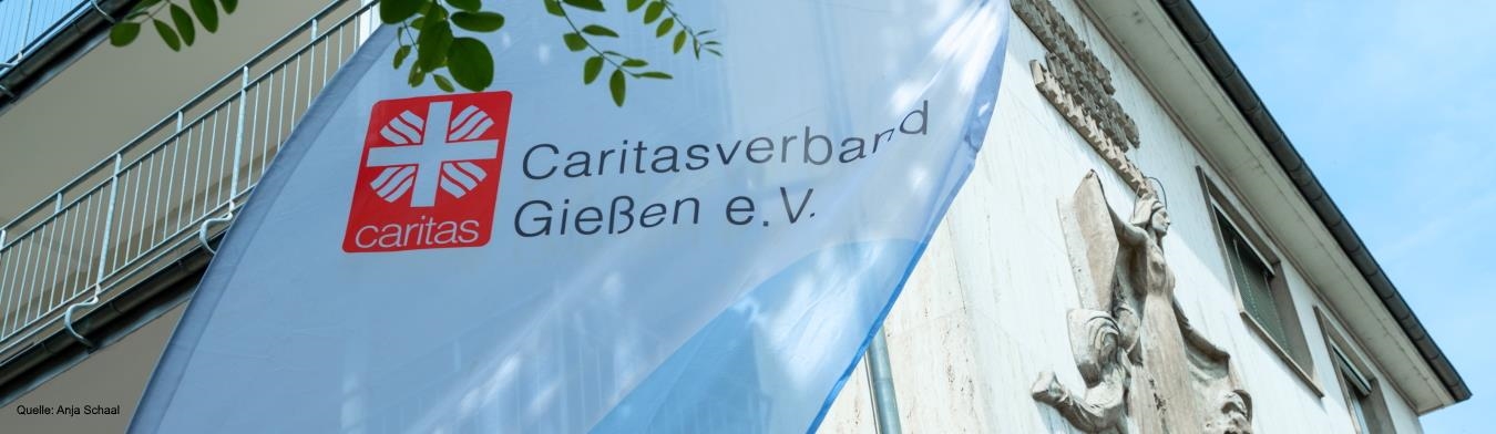 Header Flagge des Caritasverband Giessen