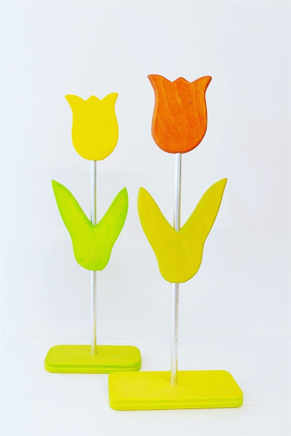 Tulpe mit Bodenplatte, verschiedene Farben (25cm) 