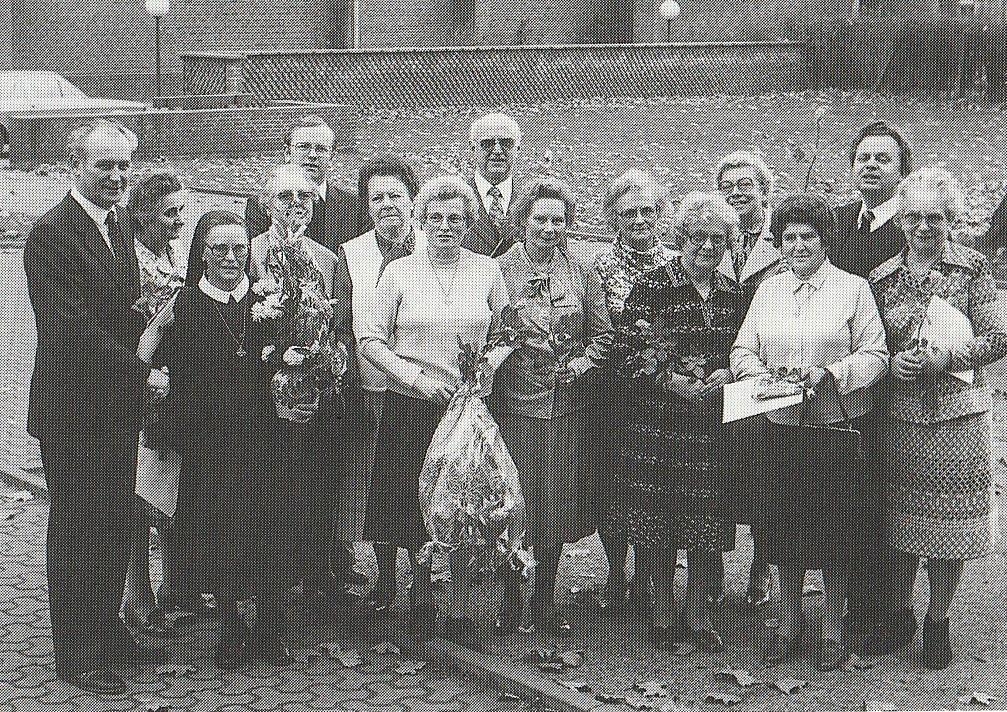 ein altes Foto mit einer Gruppen Menschen (CKD Herne)
